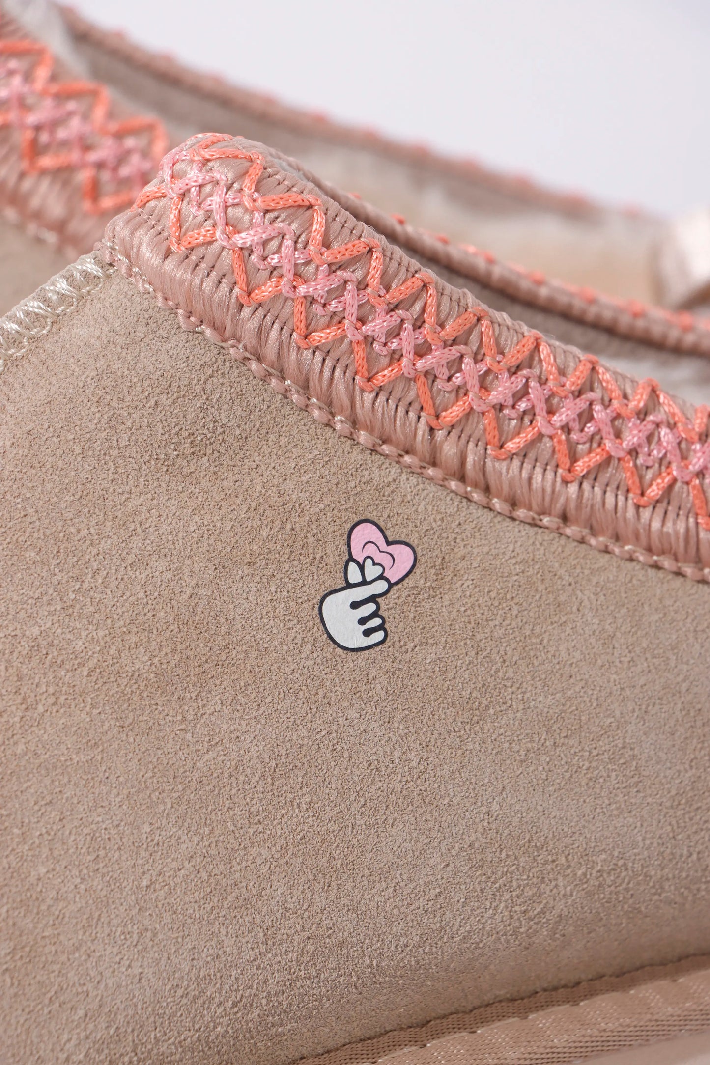 Sola Leather 🫰🏻