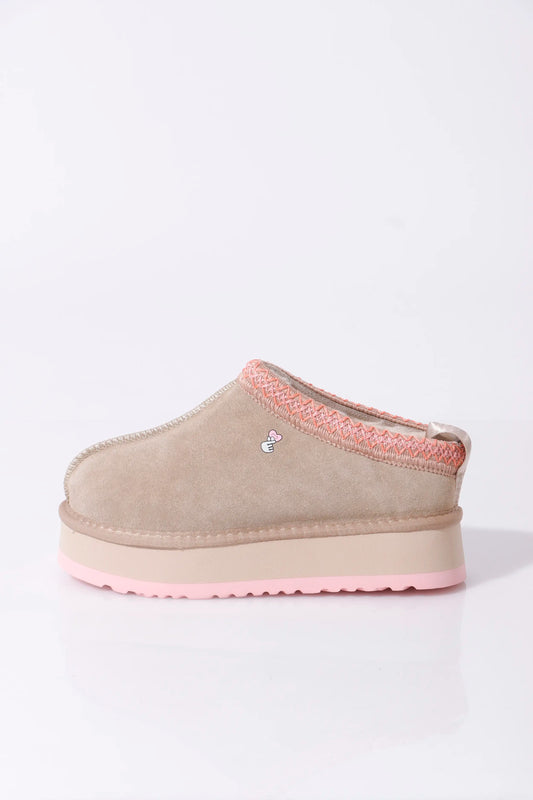 Sola Leather 🫰🏻